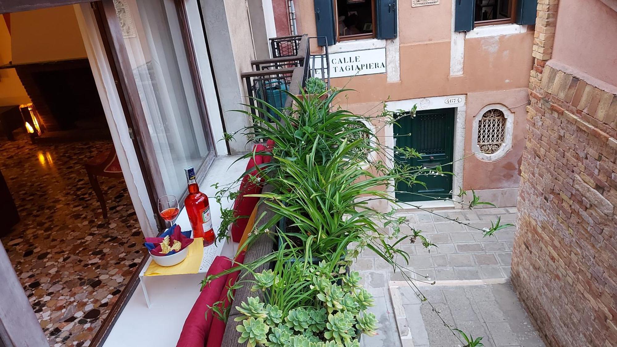 Antico Rio Acqua Dolce Apartment Venice Luaran gambar