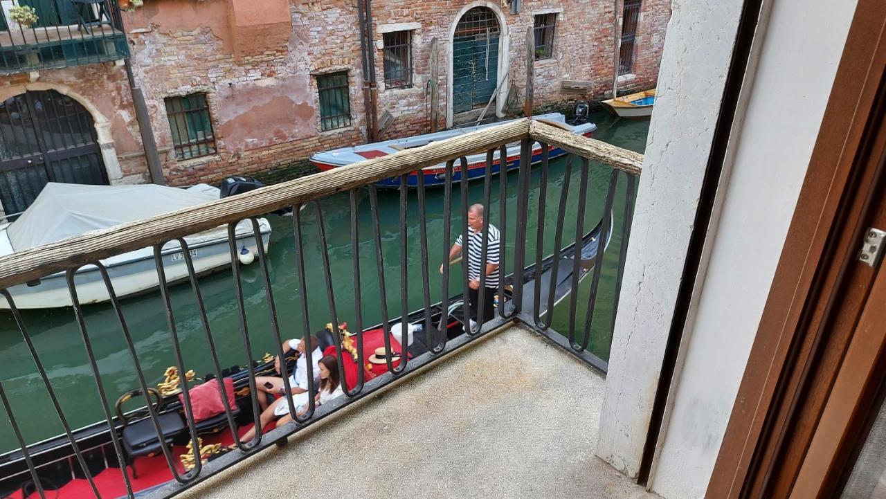Antico Rio Acqua Dolce Apartment Venice Luaran gambar